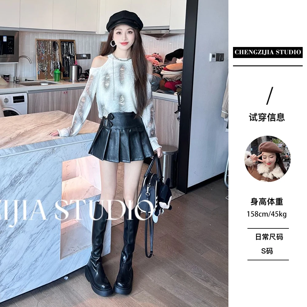 现【裴诗婷】DD0442破洞露肩挂脖打底衫