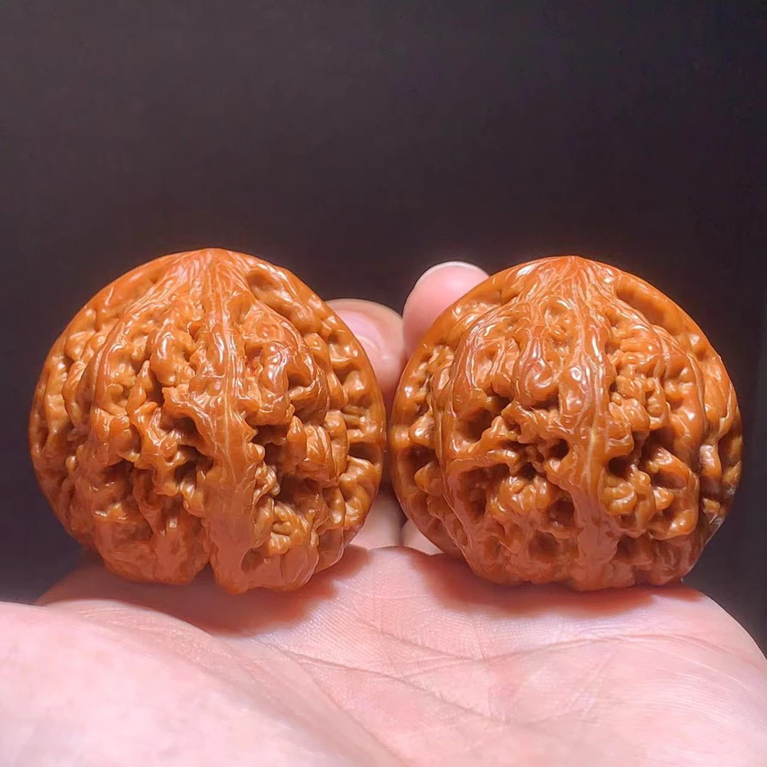 大粗筋 机器辅助物理打底 文玩核桃 尺寸边41肚41高37编号：0101