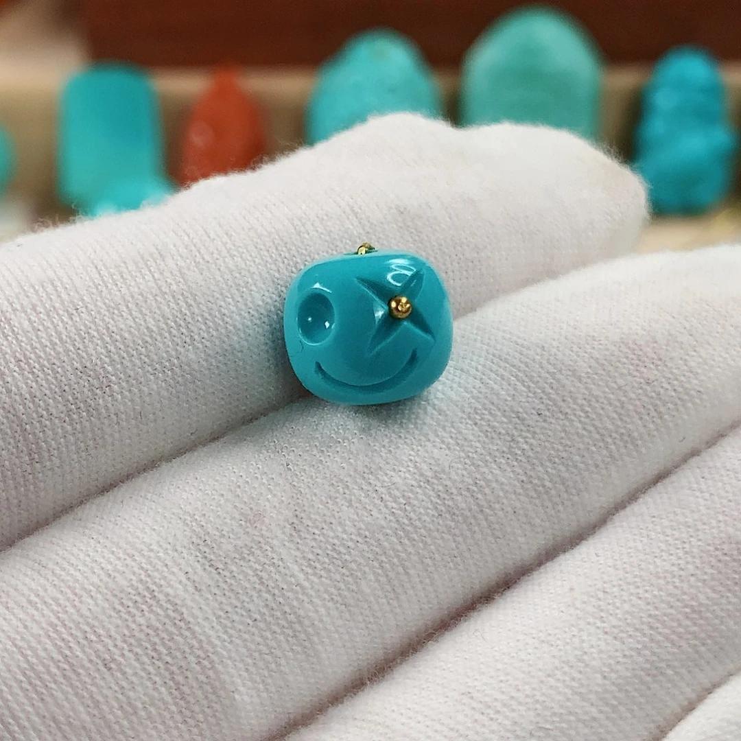 绿松石配饰未镶嵌