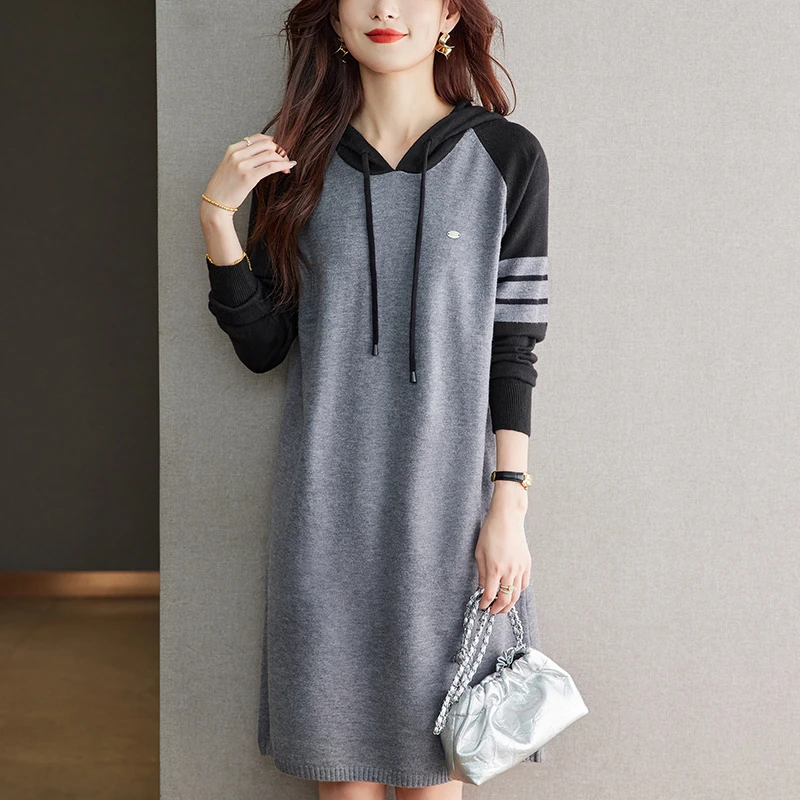 中长款撞色连帽卫衣裙别致简约气质连衣裙漂亮洋气带帽裙子高级感