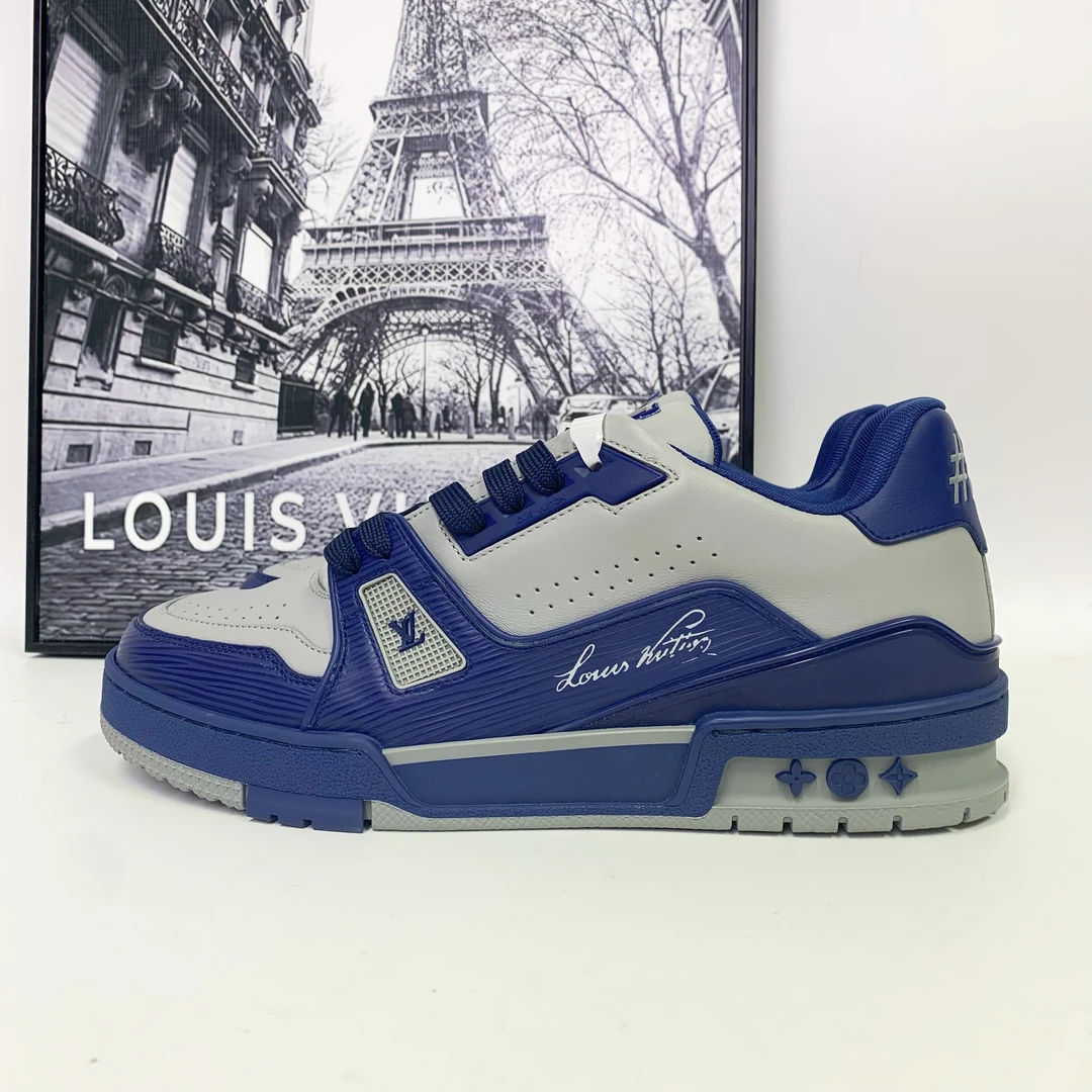 全新未使用 LouisVuitton/路易威登 LV Trainer#54系列灰蓝板鞋