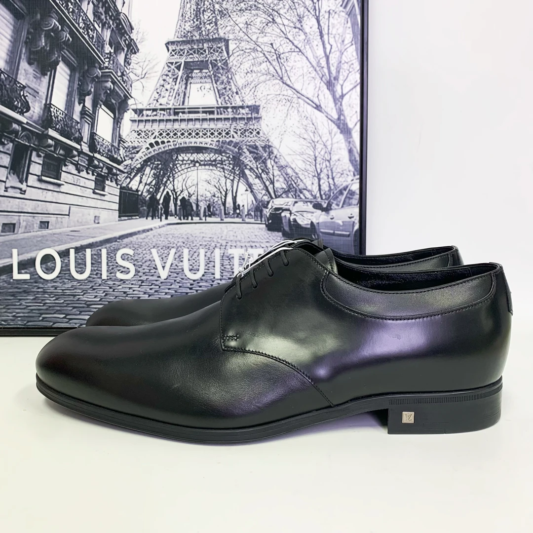 全新未使用 LouisVuitton/路易威登 LV黑色亚光鞋底银标皮鞋商务