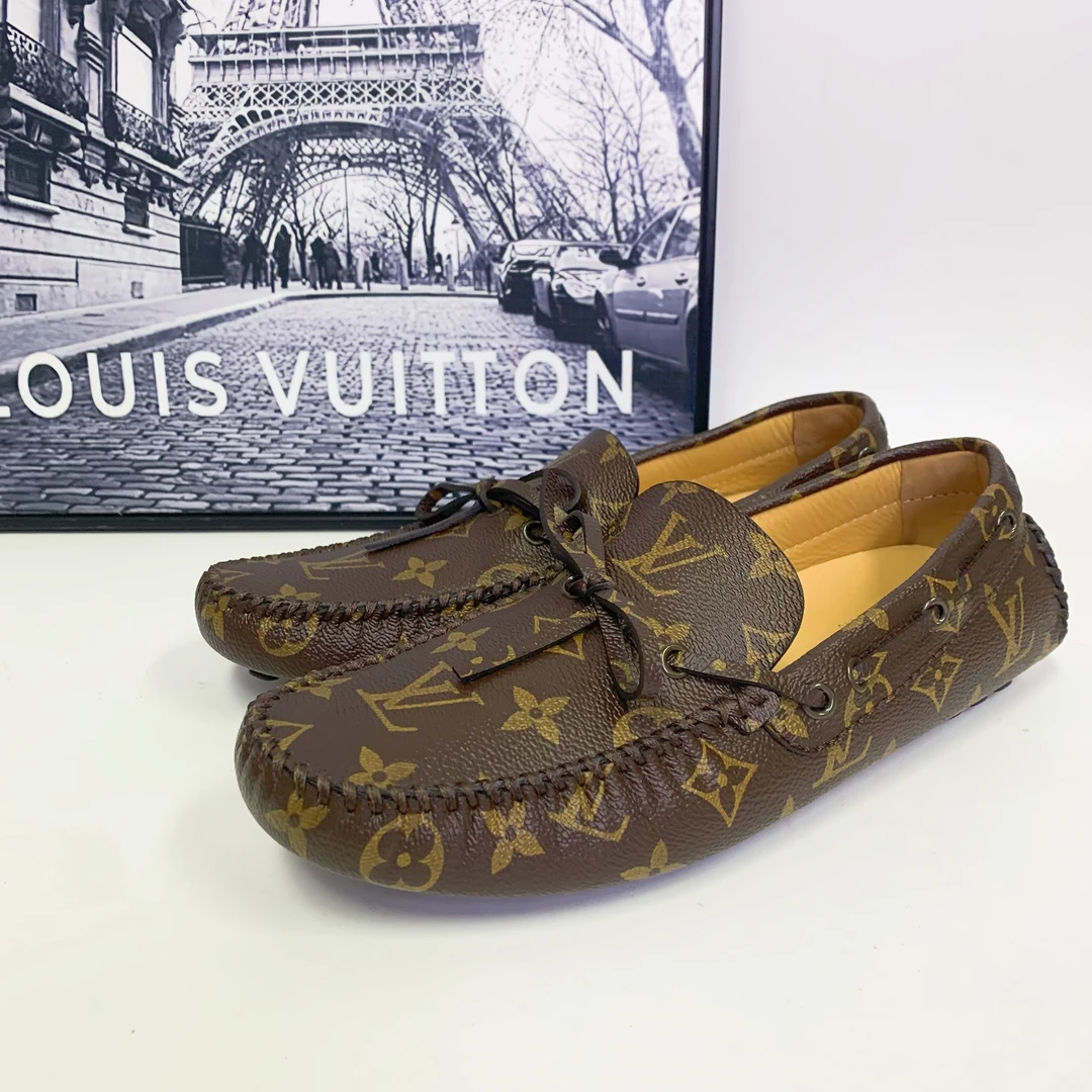 全新未使用 LouisVuitton/路易威登 LV棕色满印老花豆豆鞋印花