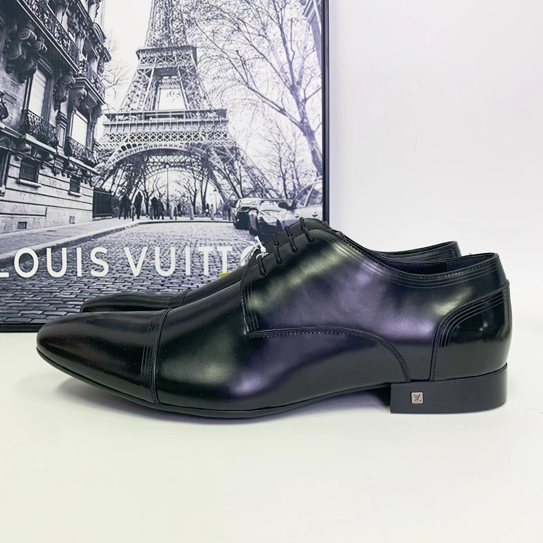 全新未使用 LouisVuitton/路易威登 LV黑色鞋底LV logo商务皮鞋