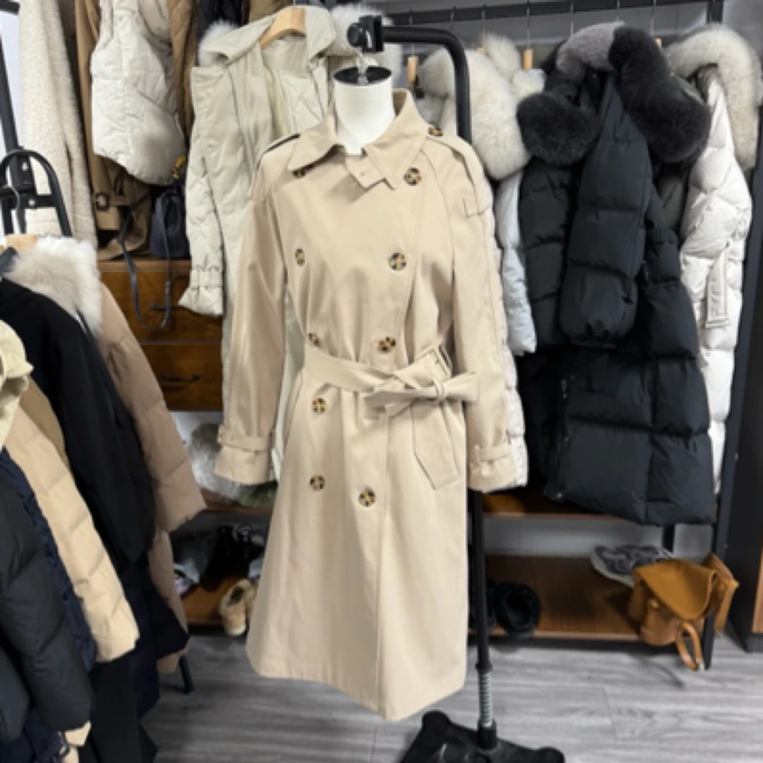 女士简约经典款风衣