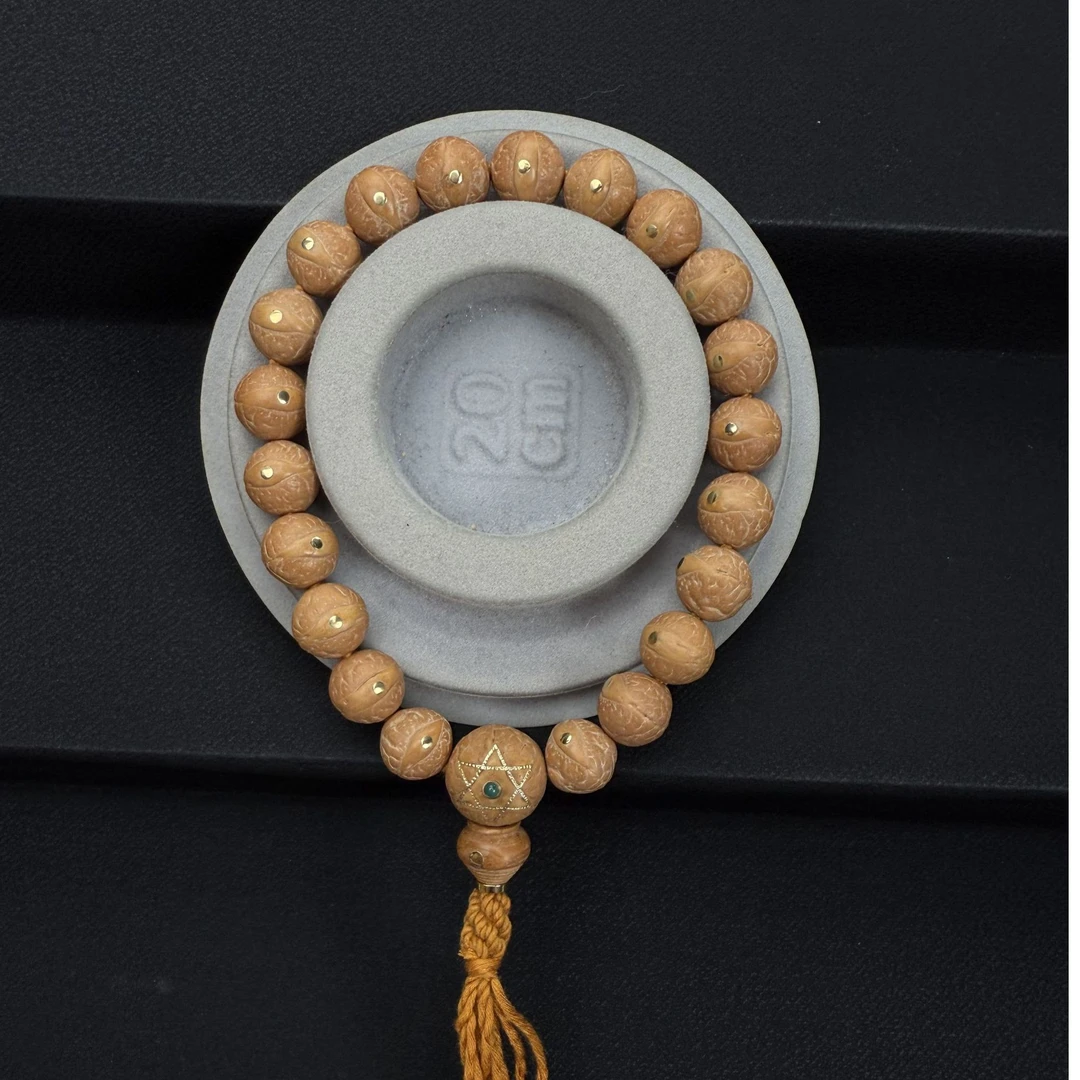 尼泊尔凤眼菩提12MM镶嵌铜钉单圈凤眼菩提手串精挑精卡原皮原色