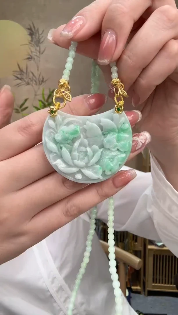 【闪购商品】翡翠颈饰未镶嵌吊坠