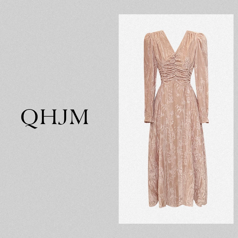 【粉色丹青】粉色V领丝绒连衣裙气质高级感2024初秋长裙【流浪丹宁】