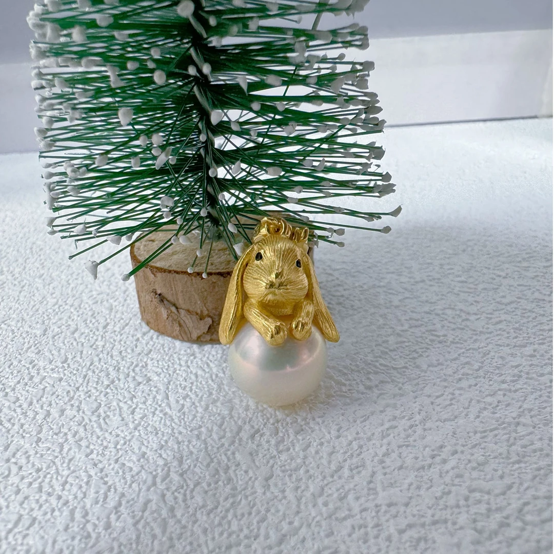 【珠纪儿】淡水珍珠12-13mm兔子吊坠S925银万能扣