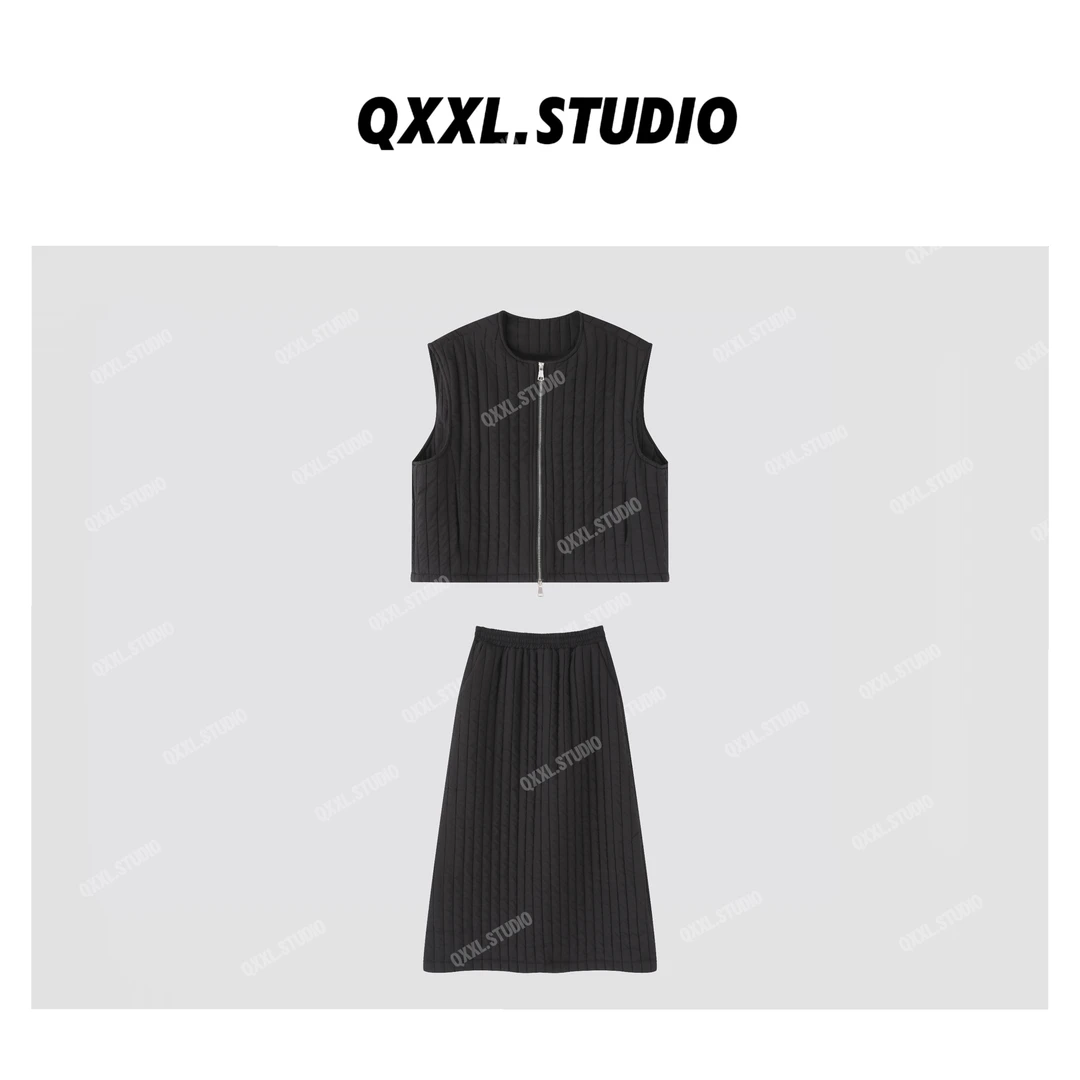 【QXXL】冬季新款时尚套装女螺纹坑条夹棉马甲半身裙两件套