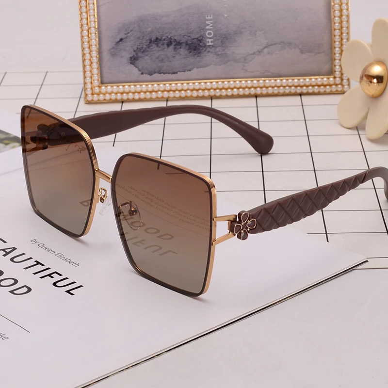 高级墨镜女潮复古方形大框遮阳偏光太阳镜网红街拍百搭开车眼镜