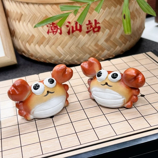 宜兴紫砂茶宠螃蟹茶玩招财可养摆件创意彩色茶具茶台桌吐泡泡趣味