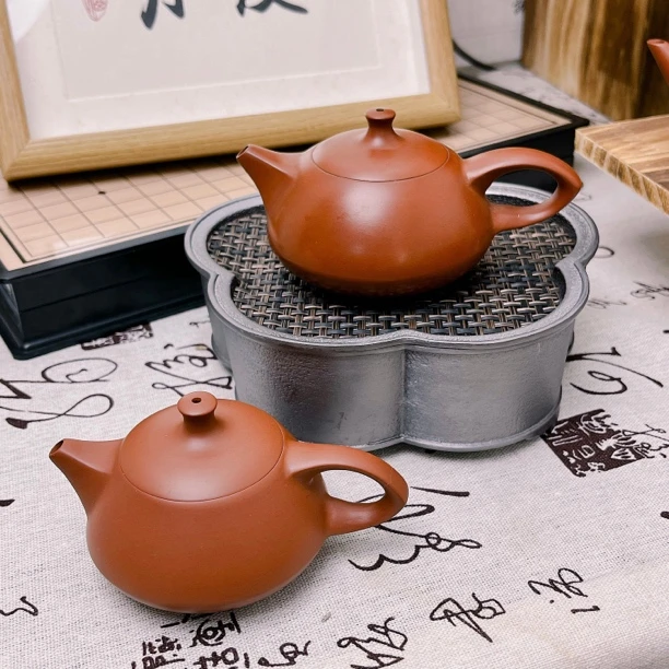 潮州手拉壶原矿陈腐朱泥玉兔壶120c家用把玩守智壶全手工工夫茶壶