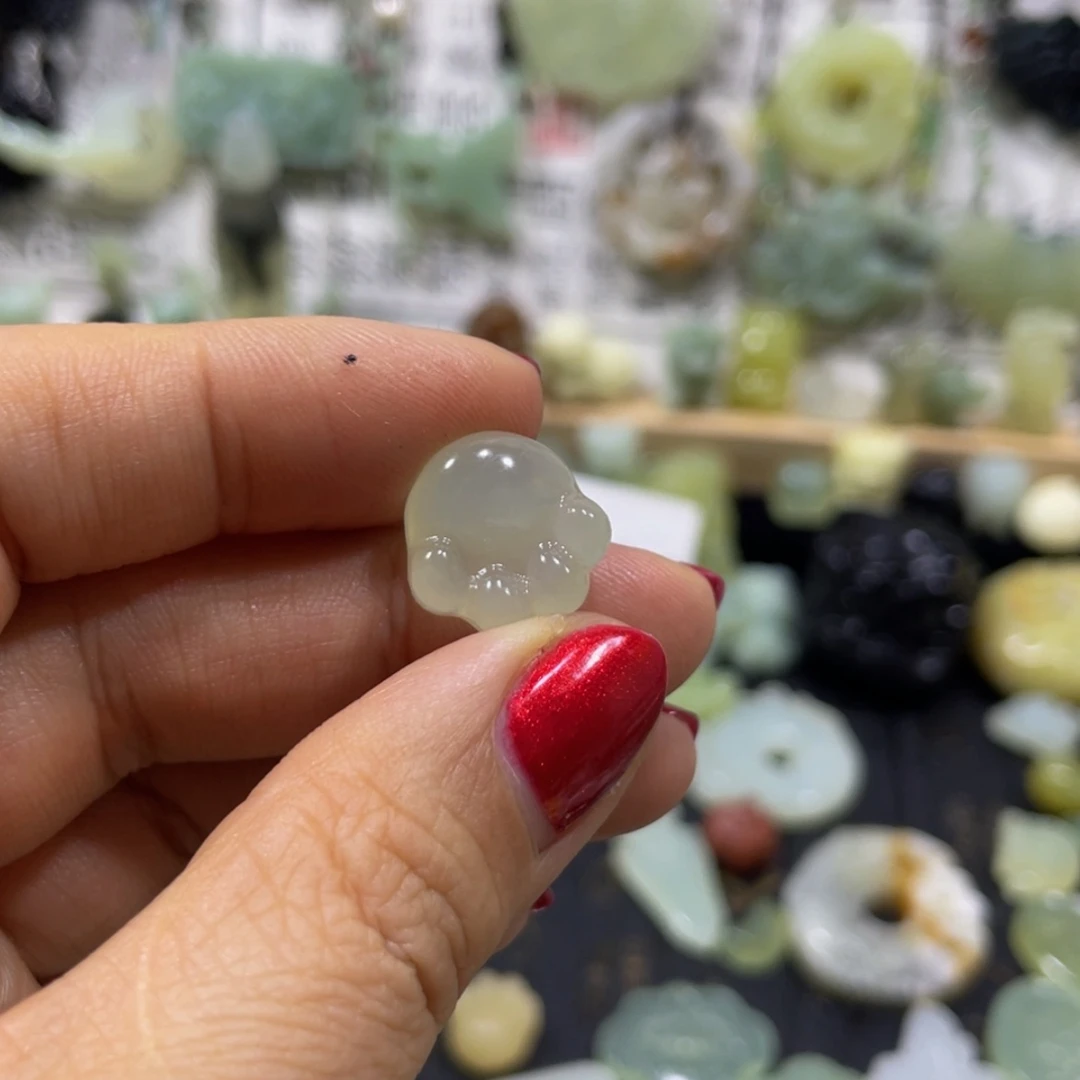 【闪购商品】蛇纹石玉颈饰未镶嵌59