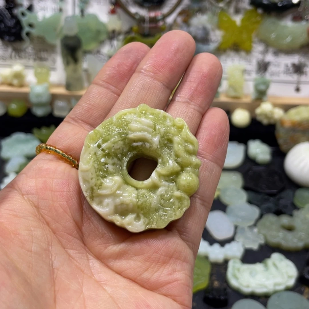 【闪购商品】蛇纹石玉颈饰未镶嵌5