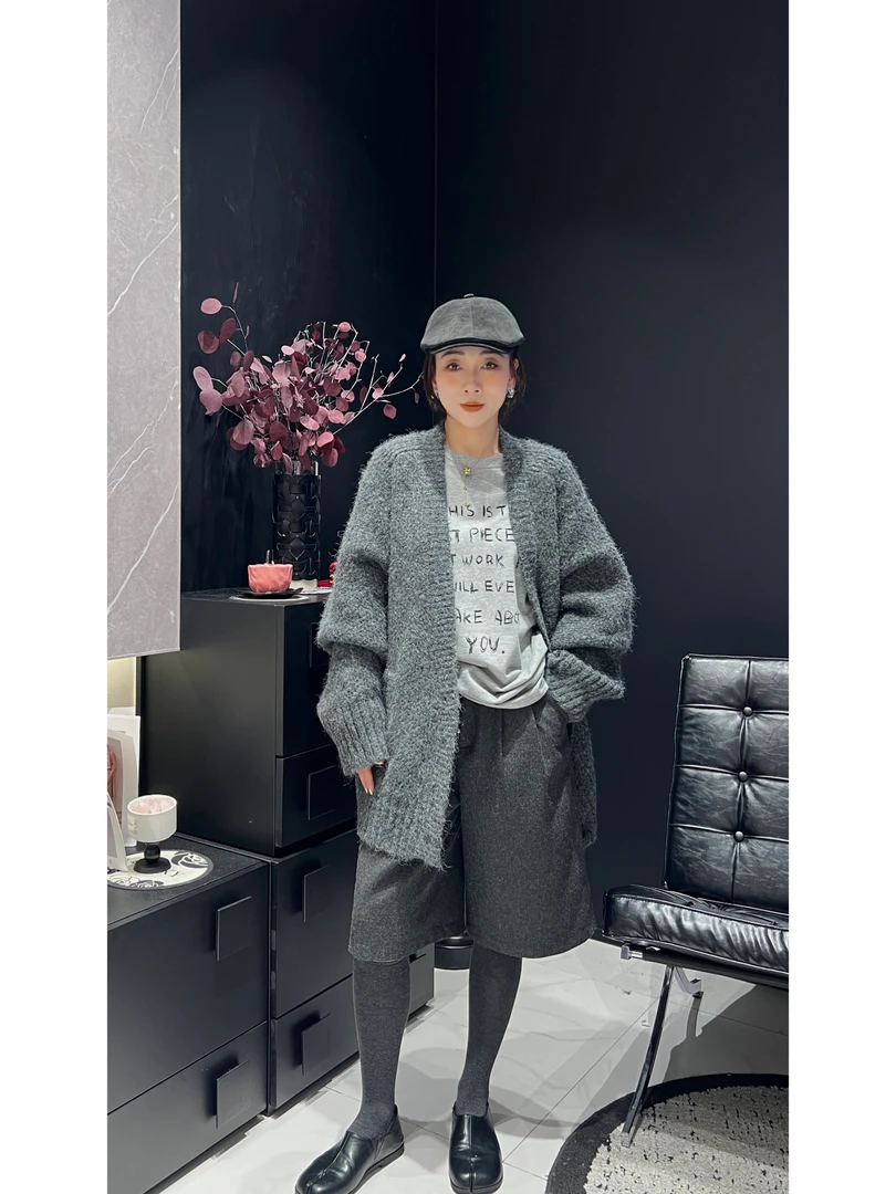 【洁BOSS】秋冬针织复古慵懒风中长款扩型深灰开衫 2901