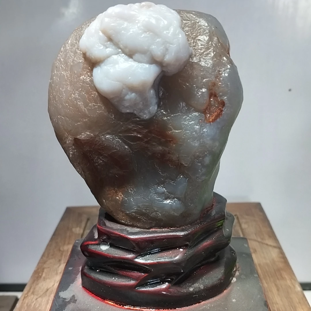 阿拉善本地原石彩色瑙瑙摆件手把件