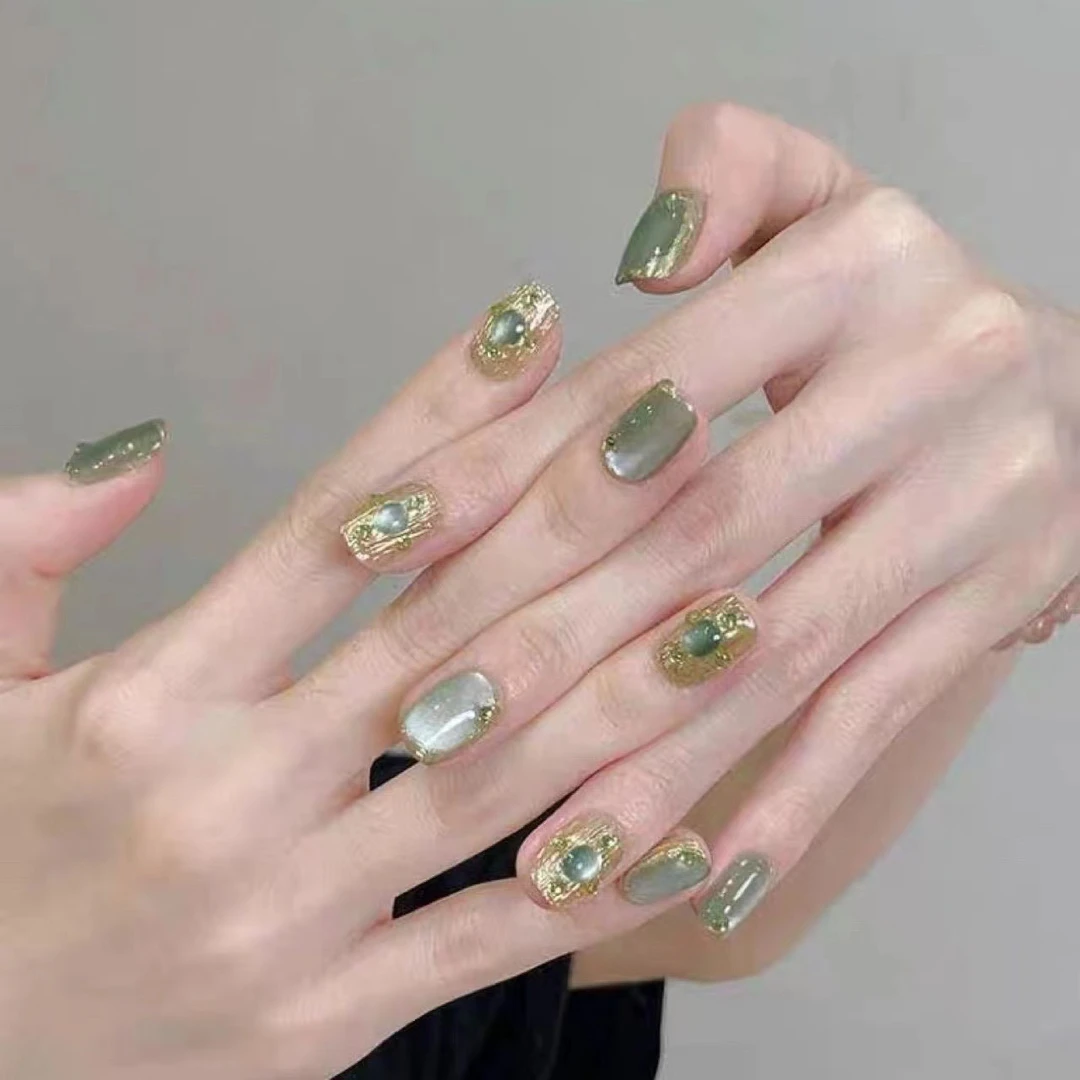 【青提】布碶拉提奶绿穿戴甲高级小众显白纯手工猫眼短款绿色猫眼