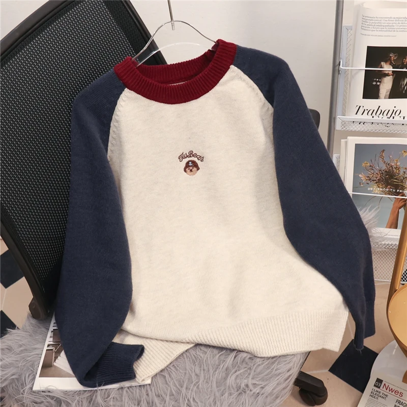 圆领插肩袖休闲宽松显瘦毛衣秋冬新款韩系穿搭刺绣针织内搭