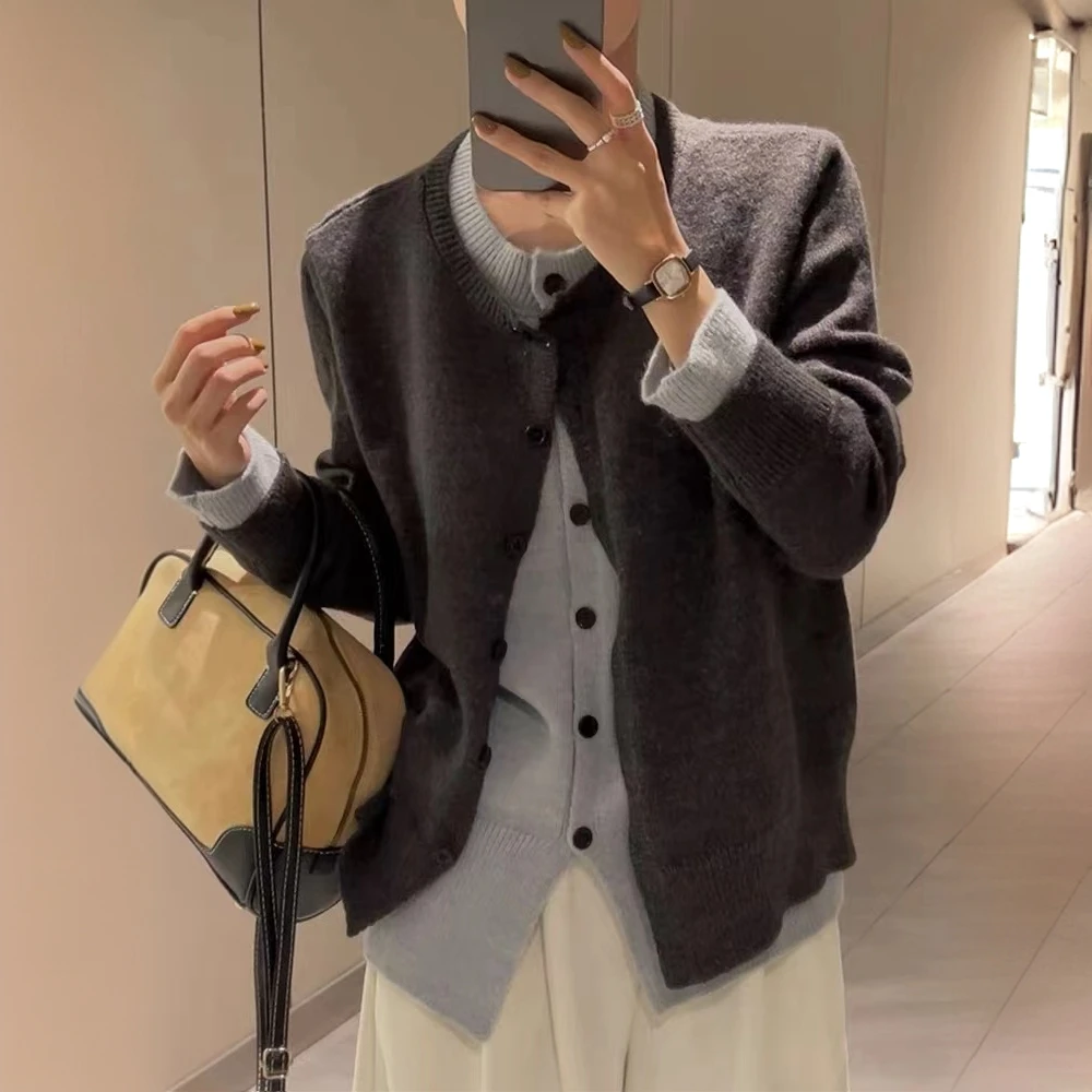 【运费补贴】撞色假两件长袖针织衫时尚洋气针织绵羊毛开衫上衣A249