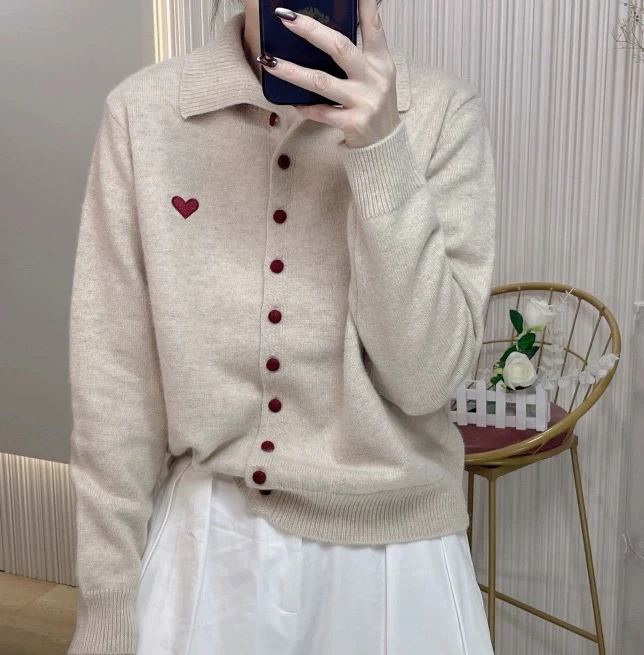 刺绣小爱心立领单排扣休闲韩版针织衫外套女秋冬翻领线衫