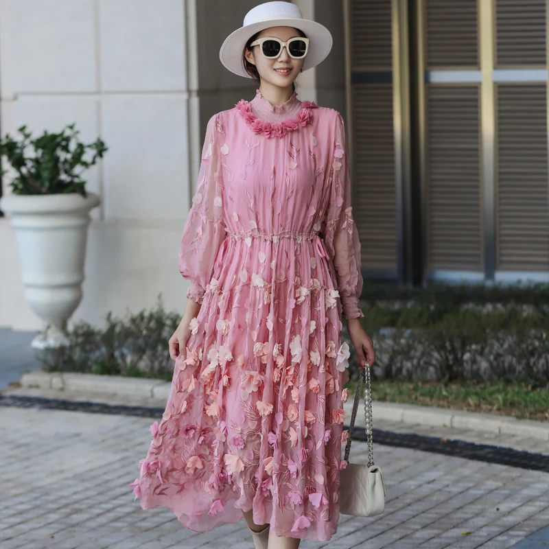 桑蚕丝连衣裙女装宽松收腰高端轻奢刺绣飘花年轻款气质长裙真丝裙