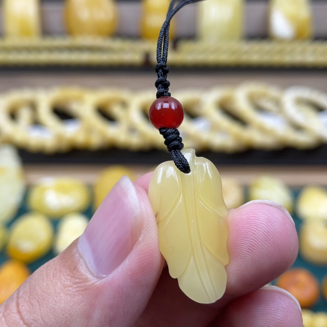 琥珀裸石未镶嵌蜜蜡