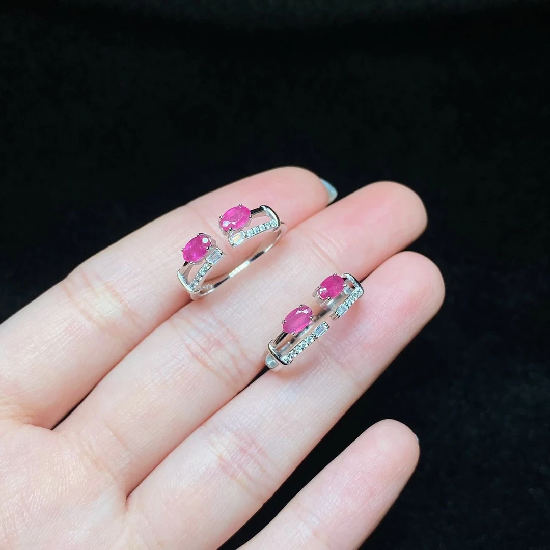 【小宝珠宝】27 T70051-S925银镶嵌红宝石戒指-多样性发一件-4*3mm