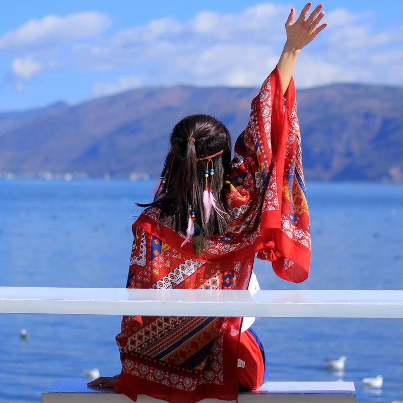 旅游拍照民族风围巾披肩百搭沙滩巾春夏秋印花青海新疆云南防晒女