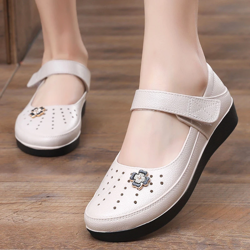 时尚休闲单鞋女士四季休闲鞋魔术贴平跟软底防滑胶鞋厨房工作鞋女