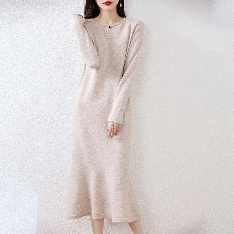 2024秋冬新款气质纯羊毛女V领连衣裙中长款过膝长裙显瘦鱼尾裙