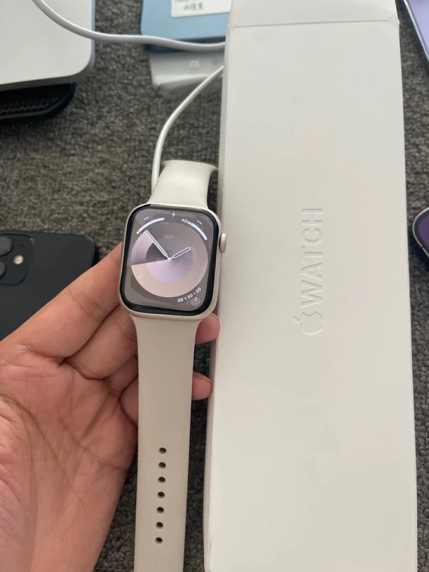 99新 Apple/苹果 苹果手表S9蜂窝全套在保电池100星光色