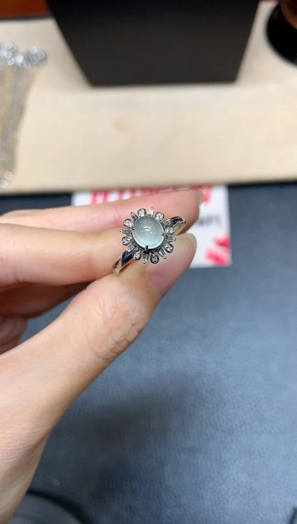 【闪购商品】翡翠戒指18K金镶嵌【无鉴赏期