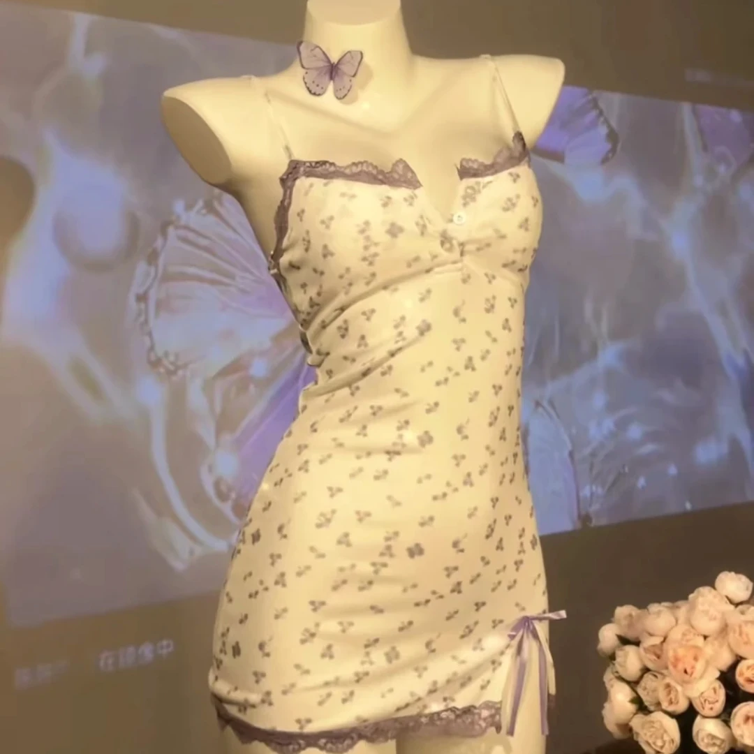【迷情迭梦】蕾丝刺绣睡裙荷叶边胸垫吊带睡裙家居服美背性感短款