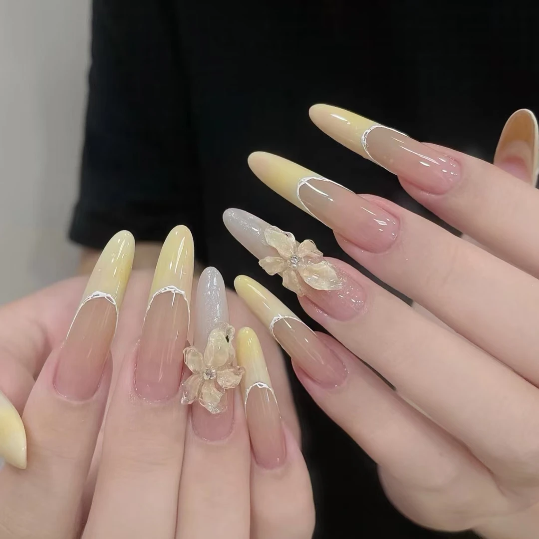 百合花蕊黄色冰花纯手工穿戴甲