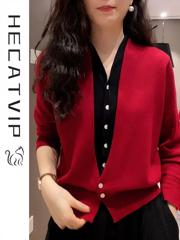 纯欲风假两件针织衫2023春装新款性感v领中国风甜辣设计感毛衣女