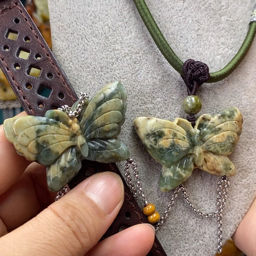 【闪购商品】蛇纹石玉手牌,吊坠未镶嵌