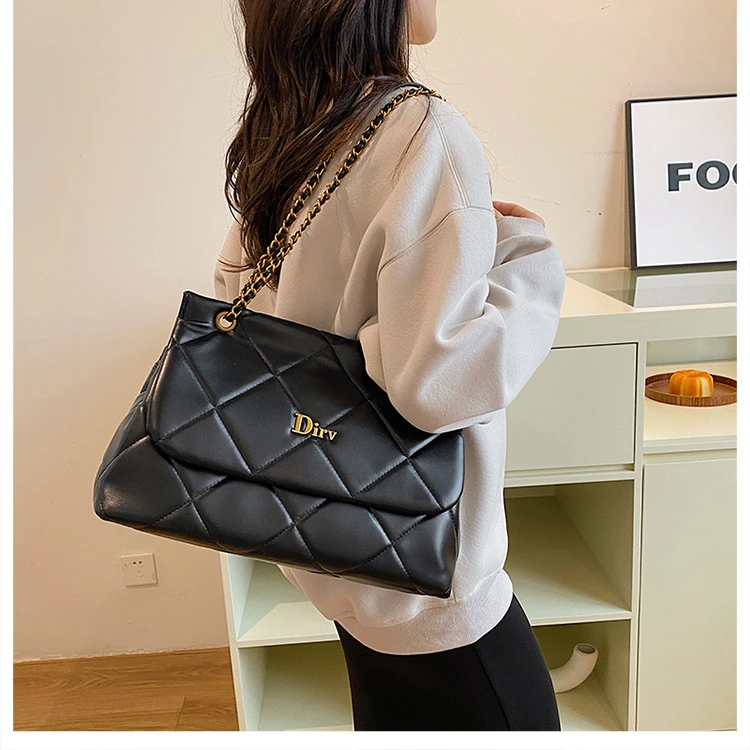 女包包秋冬新款轻奢单肩小香风洋气百搭菱格链条斜跨通勤气质包