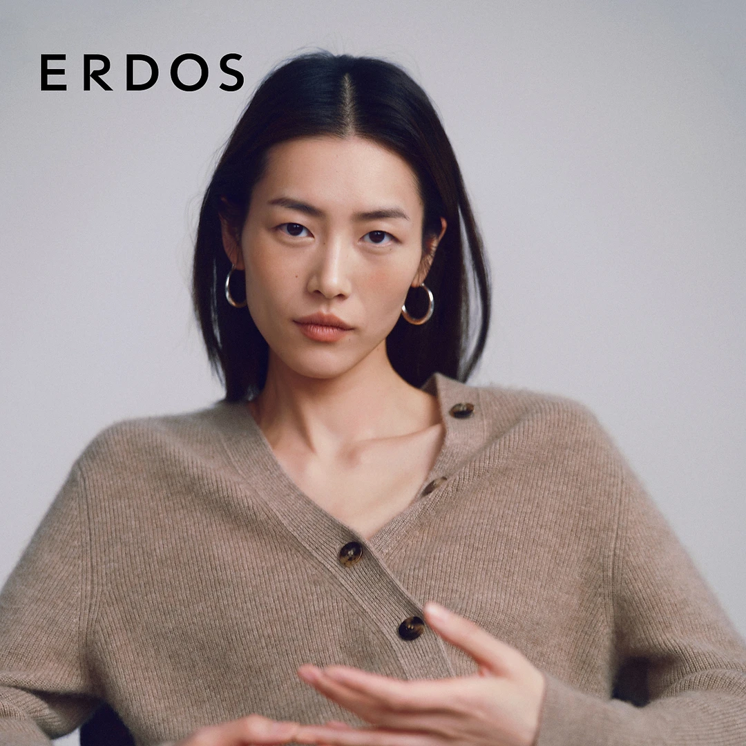 ERDOS 秋山羊绒V领拉绒针织衫女胸针装饰绒感宽松厚款开衫