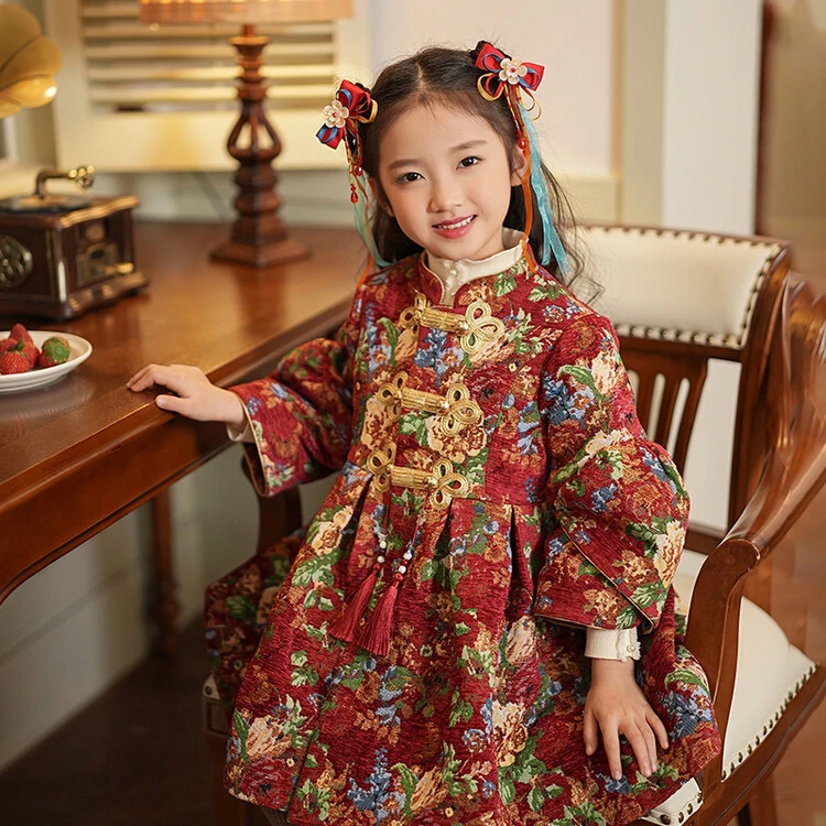 2023新款冬季古风小女孩拜年服洋气唐装加厚夹棉儿童喜庆棉服