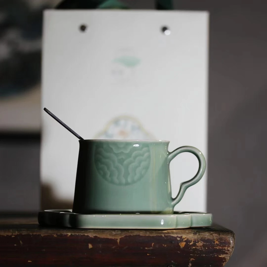 龙泉梅子青手工云纹杯编织纹壶承一杯一垫咖啡杯套组青瓷送礼套装