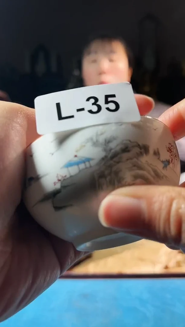 【闪购商品】瓷盖碗L35