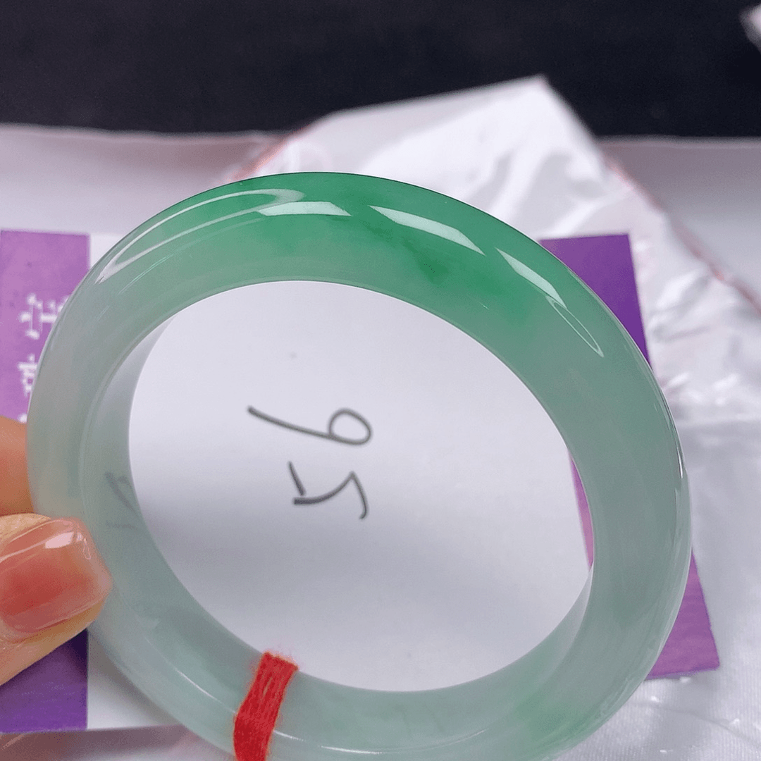 【闪购商品】翡翠手镯未镶嵌素*54翡翠手镯