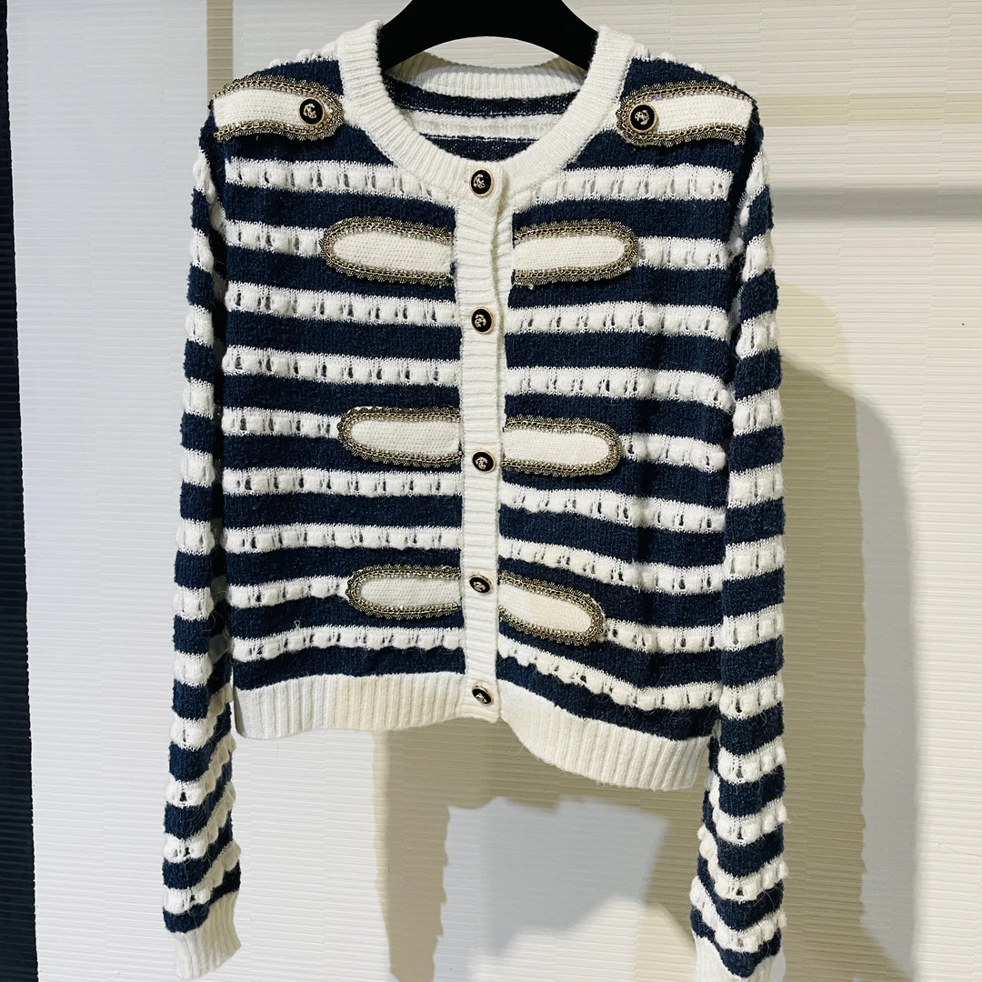 《猪猪出品》针织小香风肩章长袖流浪设计师轻奢蓝白条纹圆领208