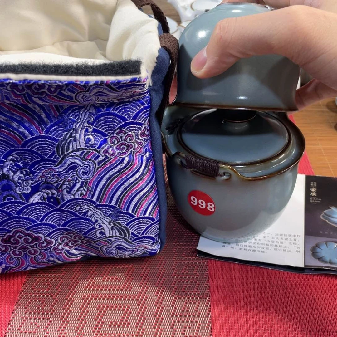 瓷片。。。。。。。。。。。。。。。。。。