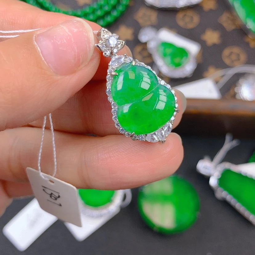 【闪购商品】翡翠吊坠(不含链)银S925镶嵌