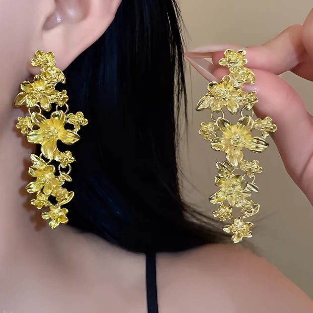 合金耳饰 复古金色重工花朵耳环气质轻奢超仙小众设计感夸张耳饰