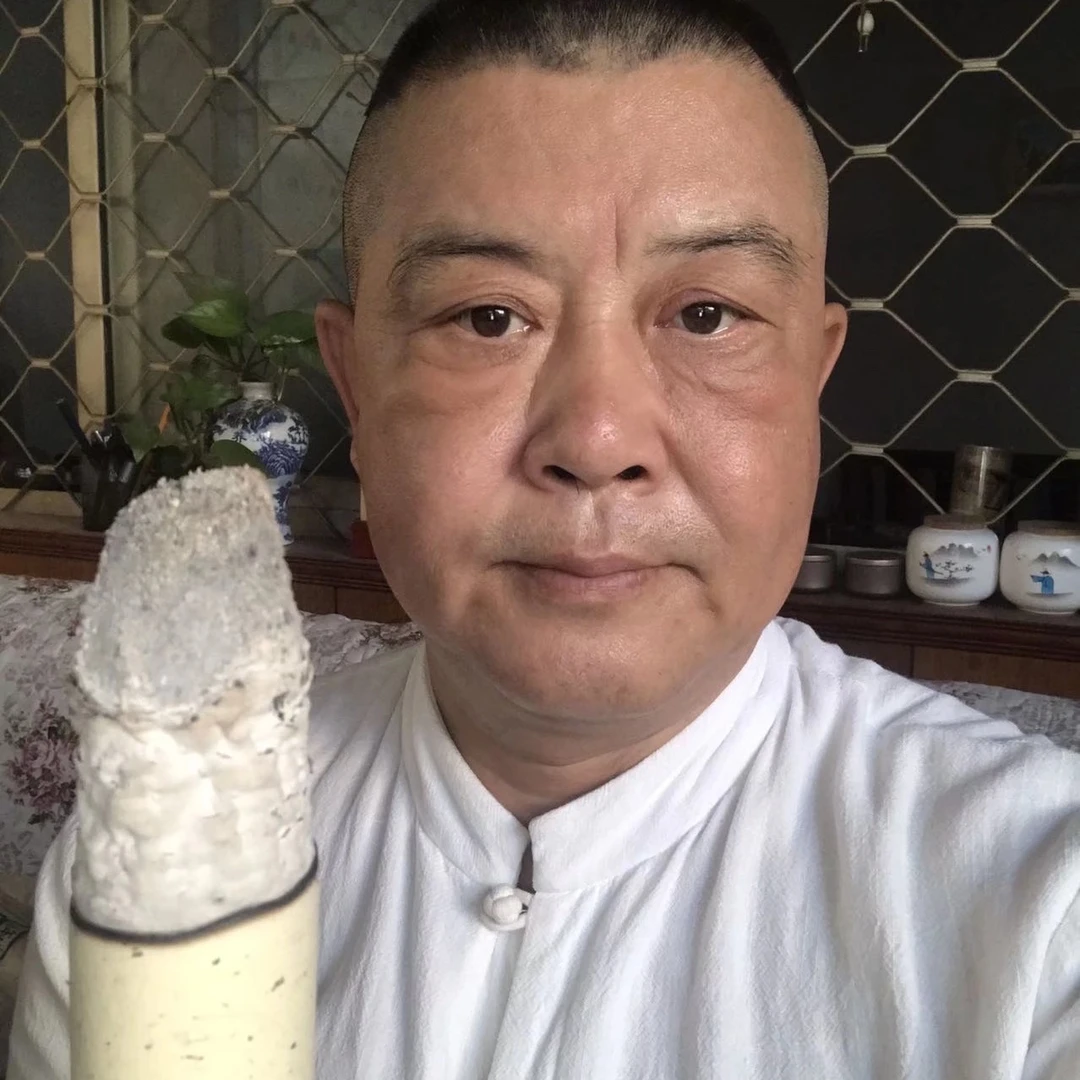 手工粗艾条5根，直径4厘米，买5根送2根，买10根送5根！