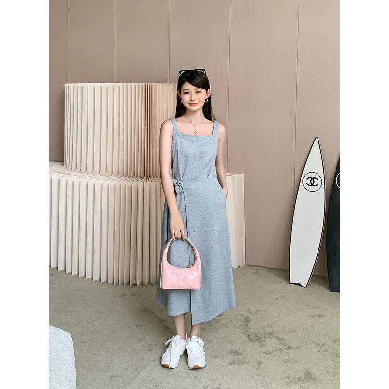 H2Q0123何小七胖妹妹休闲无袖露背长裙2023夏季系带收腰灰色裙