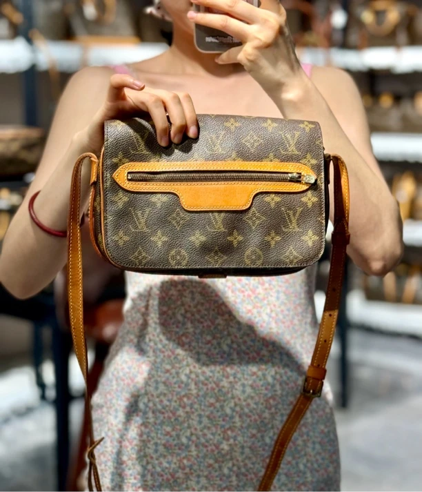 95新 LouisVuitton/路易威登 全原小号翻盖开口笑相机
